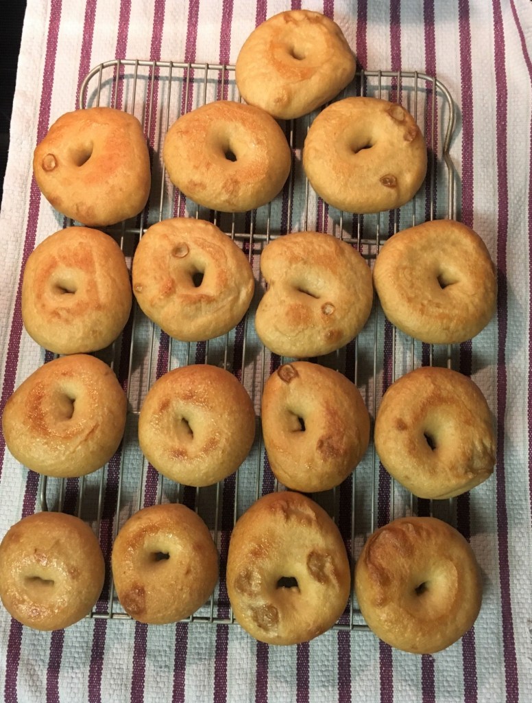 OK looking bagels on a cooling rack. Taste better than they look.